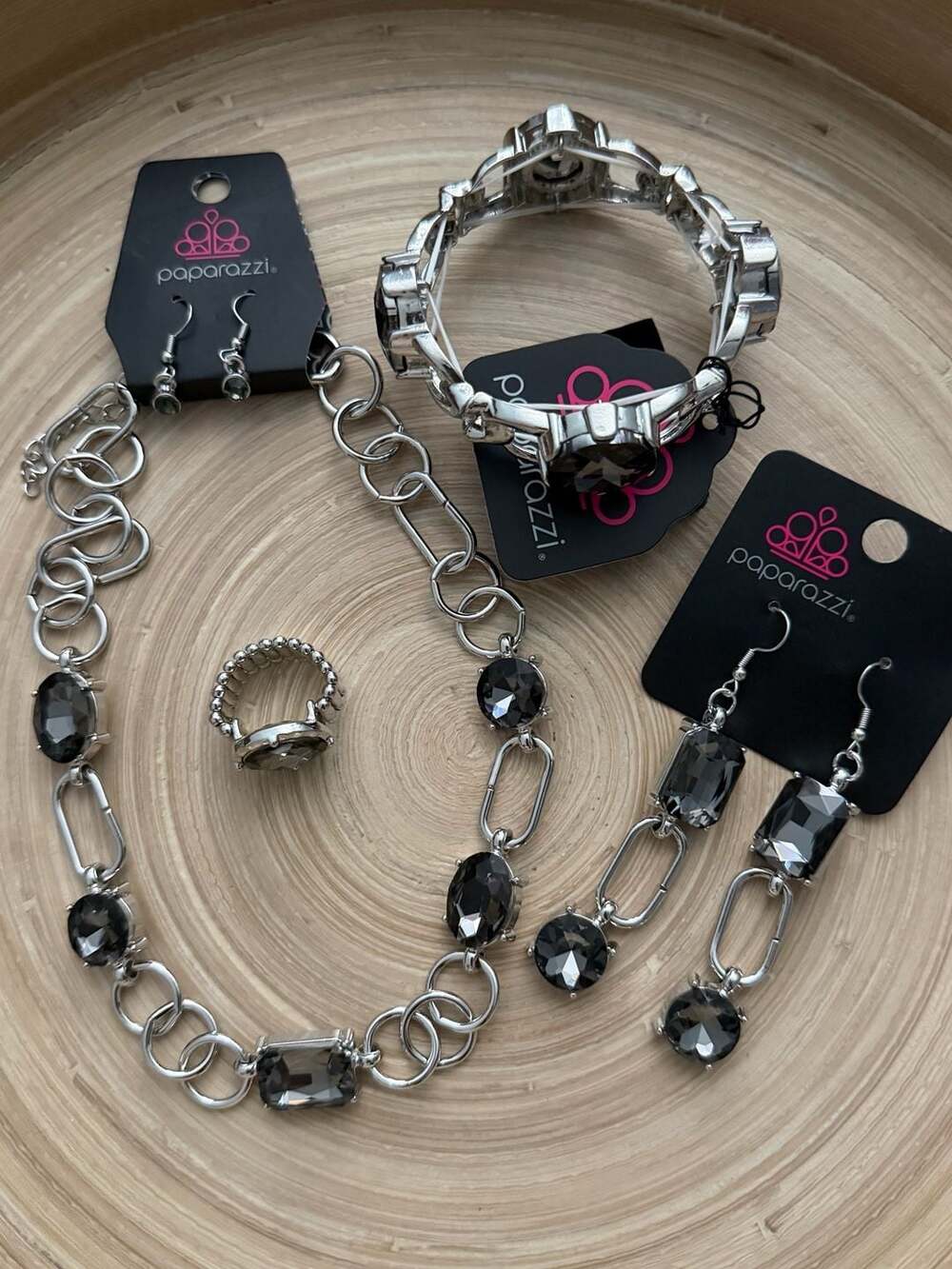 Vintage MM-0120 4-piece set Paparazzi